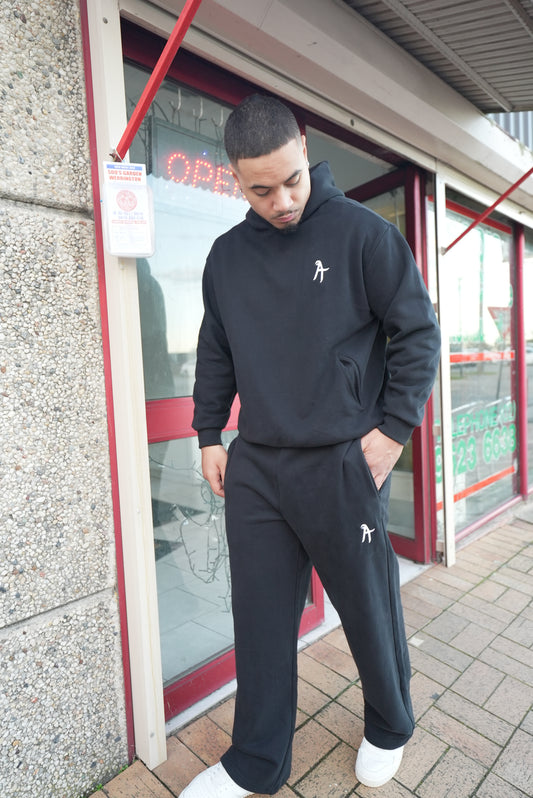 AT Straightleg Trackpants - Black